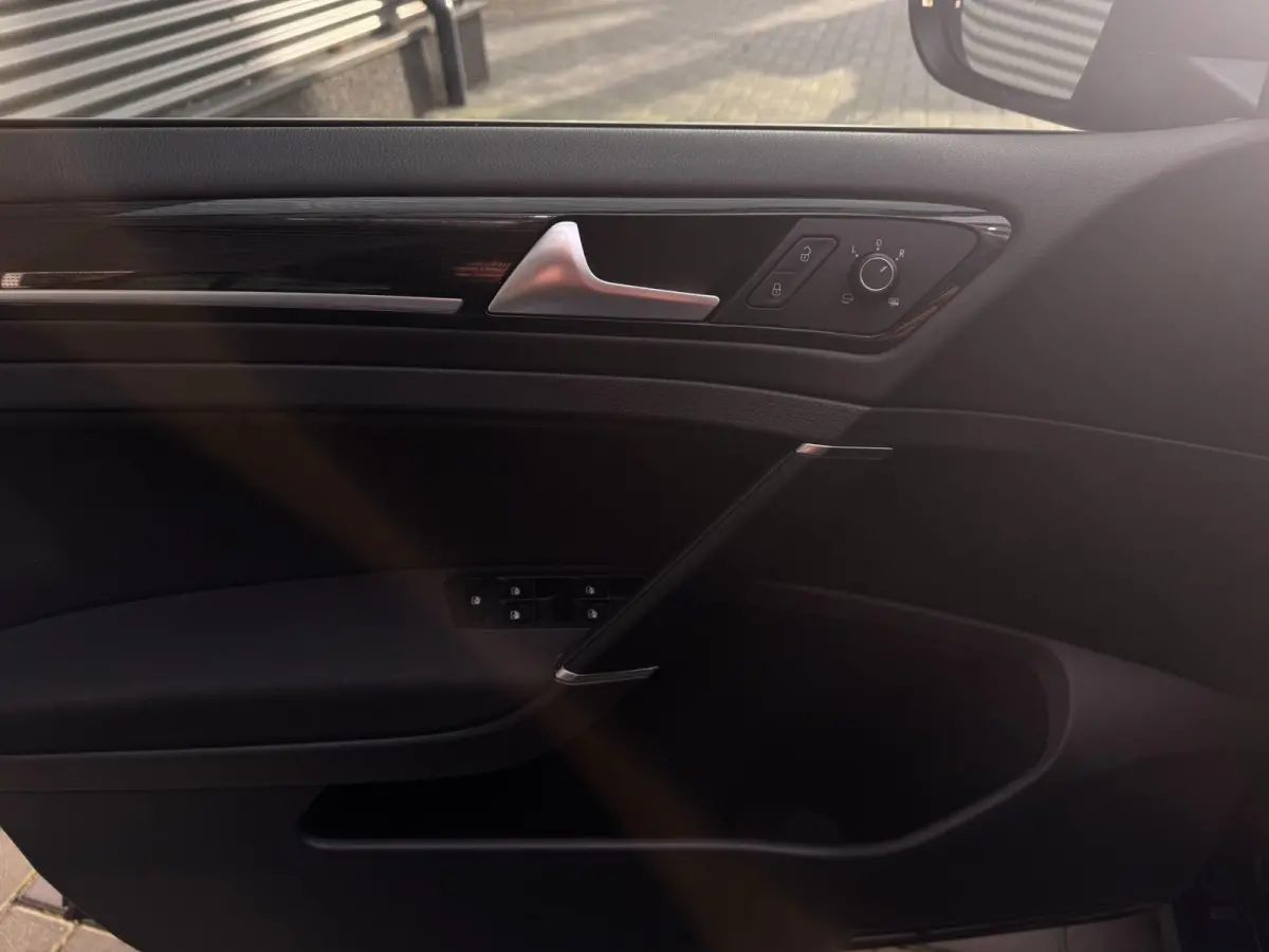 7.5 1.4 TSI Highline R-line DSG | MASSAGE | VIRTUAL DASH | STOELVERW | CRUISE | CAMERA | NETTE AUTO