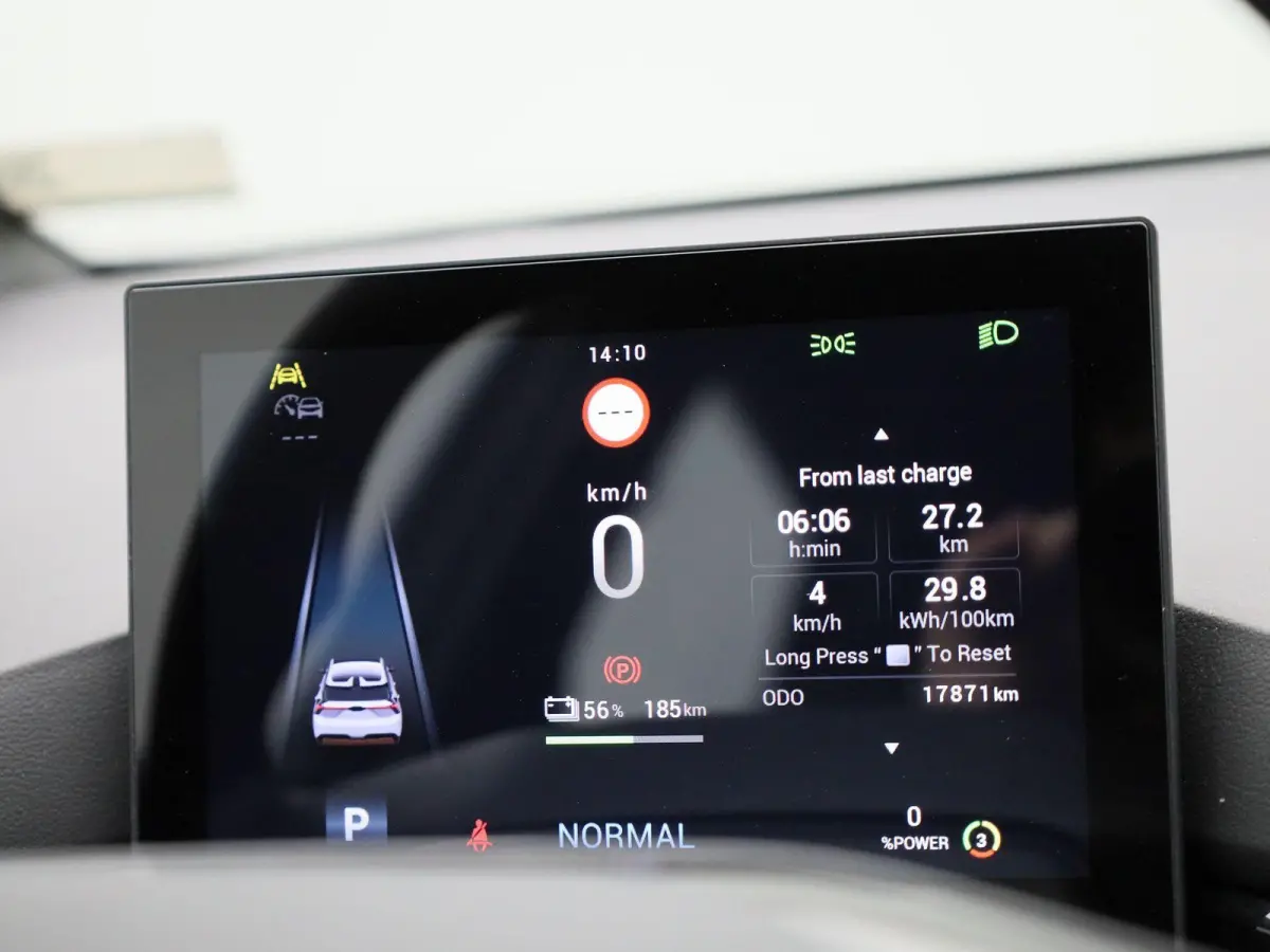 51 kWh Standard | WLTP 350 KM | Apple carplay/ Android Auto | ACC | ECC | PDC | LMV |