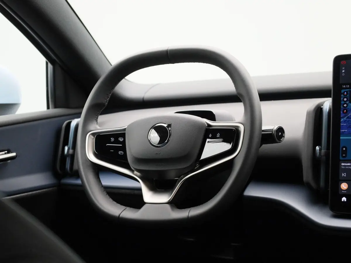 Single Motor Core | Google Navigatie | Achteruitrijcamera | Keyless | Adaptive Cruise Control | Apple CarPlay Adroid Auto