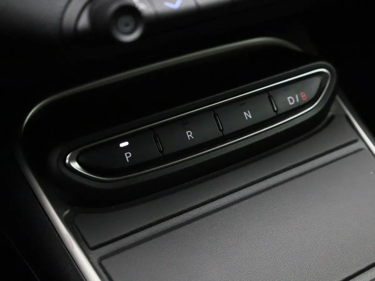 54kWh 1st Edition ADAPTIEVE CRUISE CONTROL | 2X STOELVERWARMING | DRAADLOZE CARPLAY | TOPCONDITIE