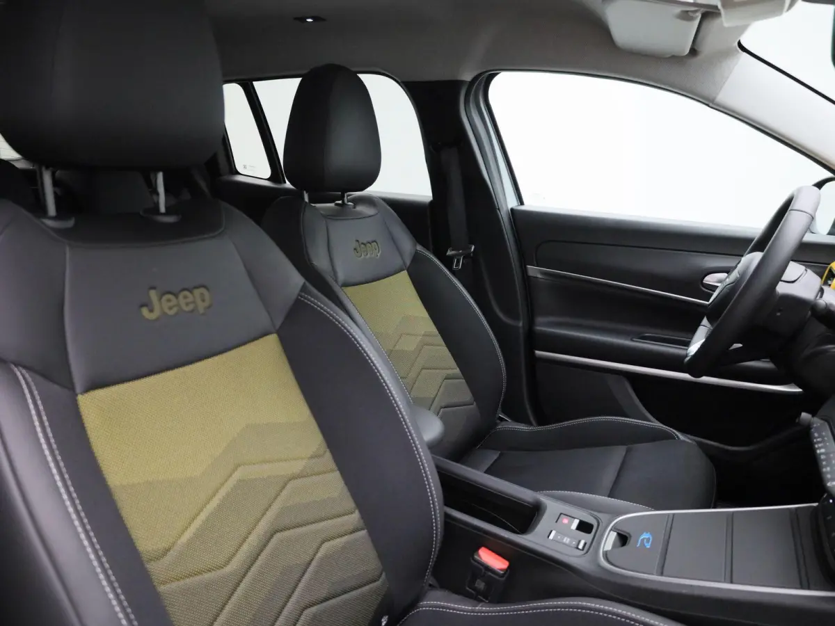 54kWh 1st Edition ADAPTIEVE CRUISE CONTROL | 2X STOELVERWARMING | DRAADLOZE CARPLAY | TOPCONDITIE
