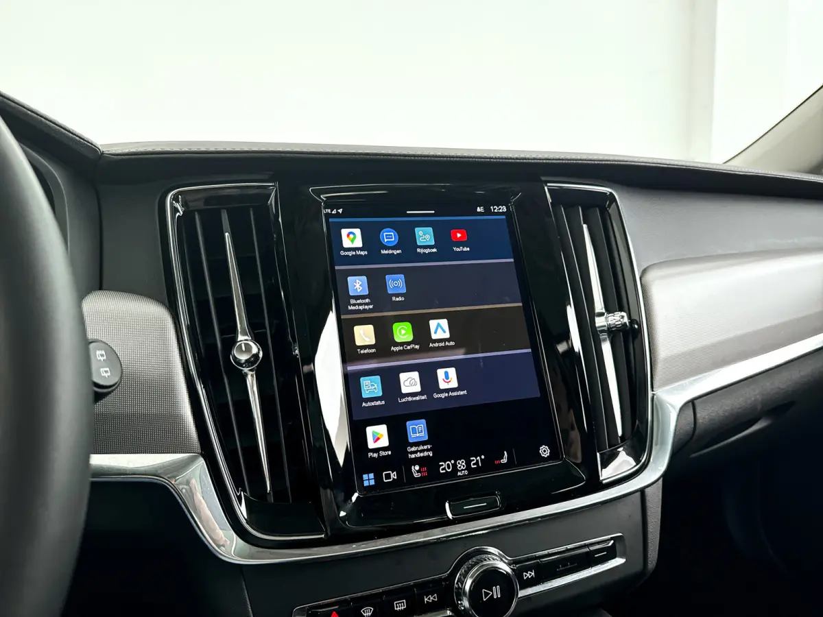 T8 Plug-in hybrid AWD Ultra Dark | Panoramadak | 360° camera | Head-up Display | Harman Kardon | Stoel- en Stuurverwarming | Trekhaak