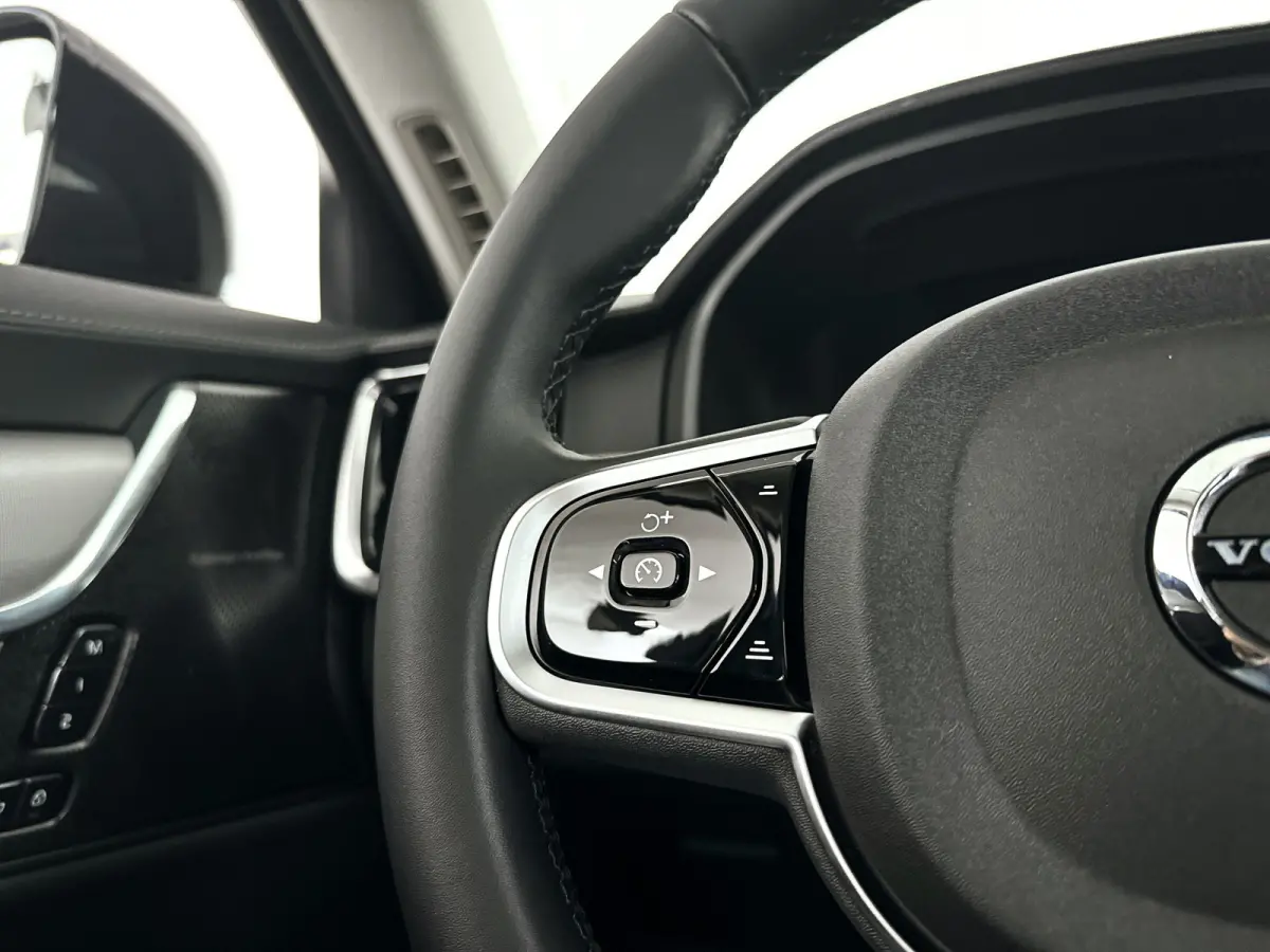 T8 Plug-in hybrid AWD Ultra Dark | Panoramadak | 360° camera | Head-up Display | Harman Kardon | Stoel- en Stuurverwarming | Trekhaak