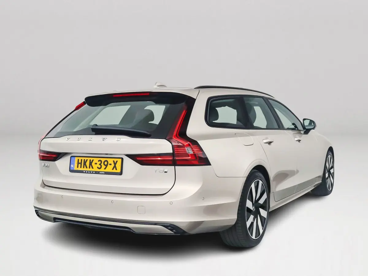 T8 Plug-in hybrid AWD Ultra Dark | Panoramadak | 360° camera | Head-up Display | Harman Kardon | Stoel- en Stuurverwarming | Trekhaak