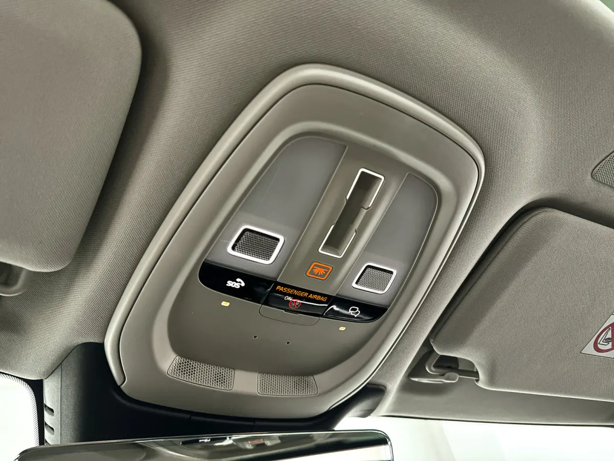 T8 Plug-in hybrid AWD Ultra Dark | Panoramadak | 360° camera | Head-up Display | Harman Kardon | Stoel- en Stuurverwarming | Trekhaak