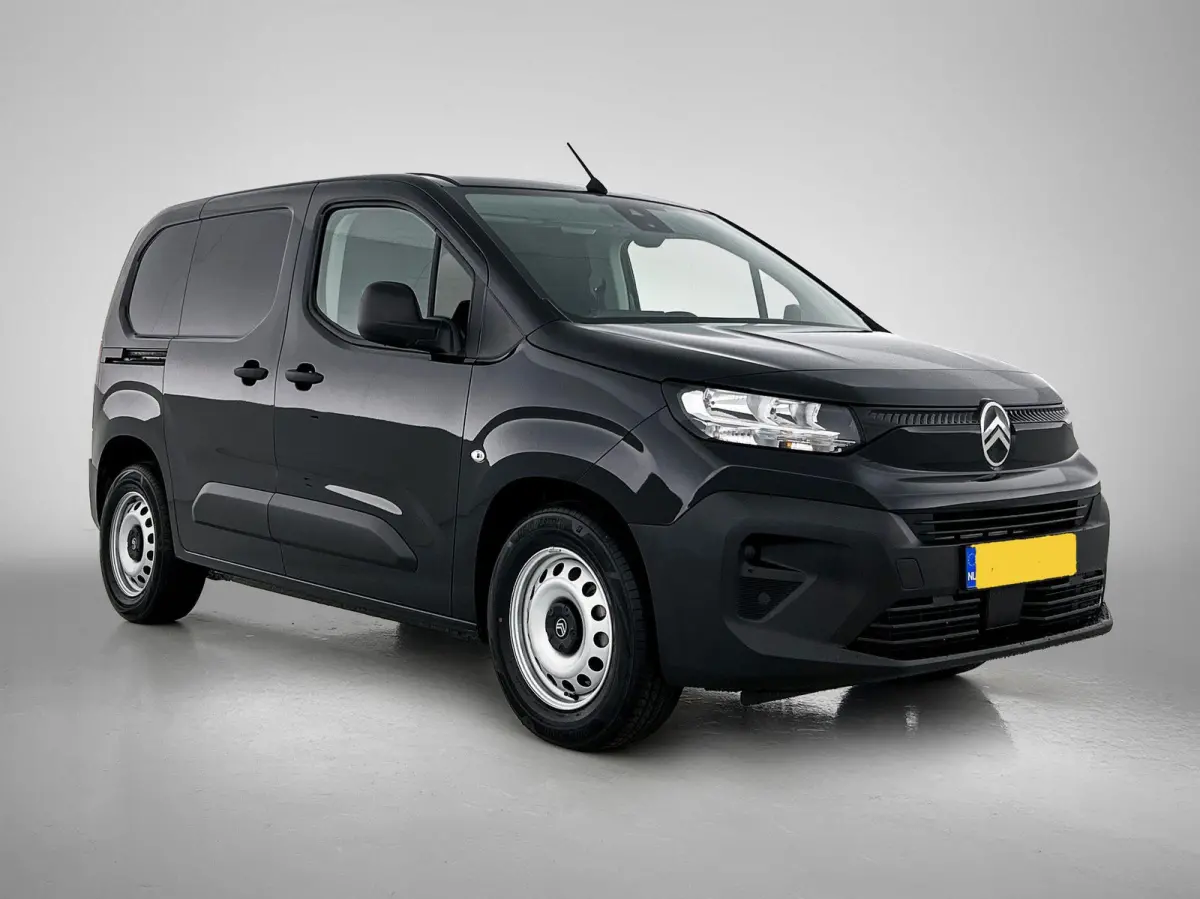 136 pk L1 50 kWh | 0% Rente | Meerdere Kleuren Leverbaar | Camera | Laadruimte Bescherming |