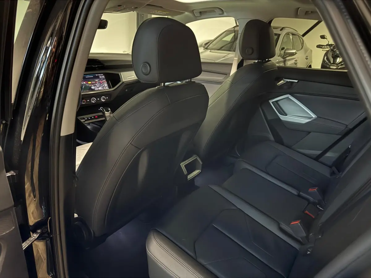 35 TFSI S Edition Competition PANO VOL'