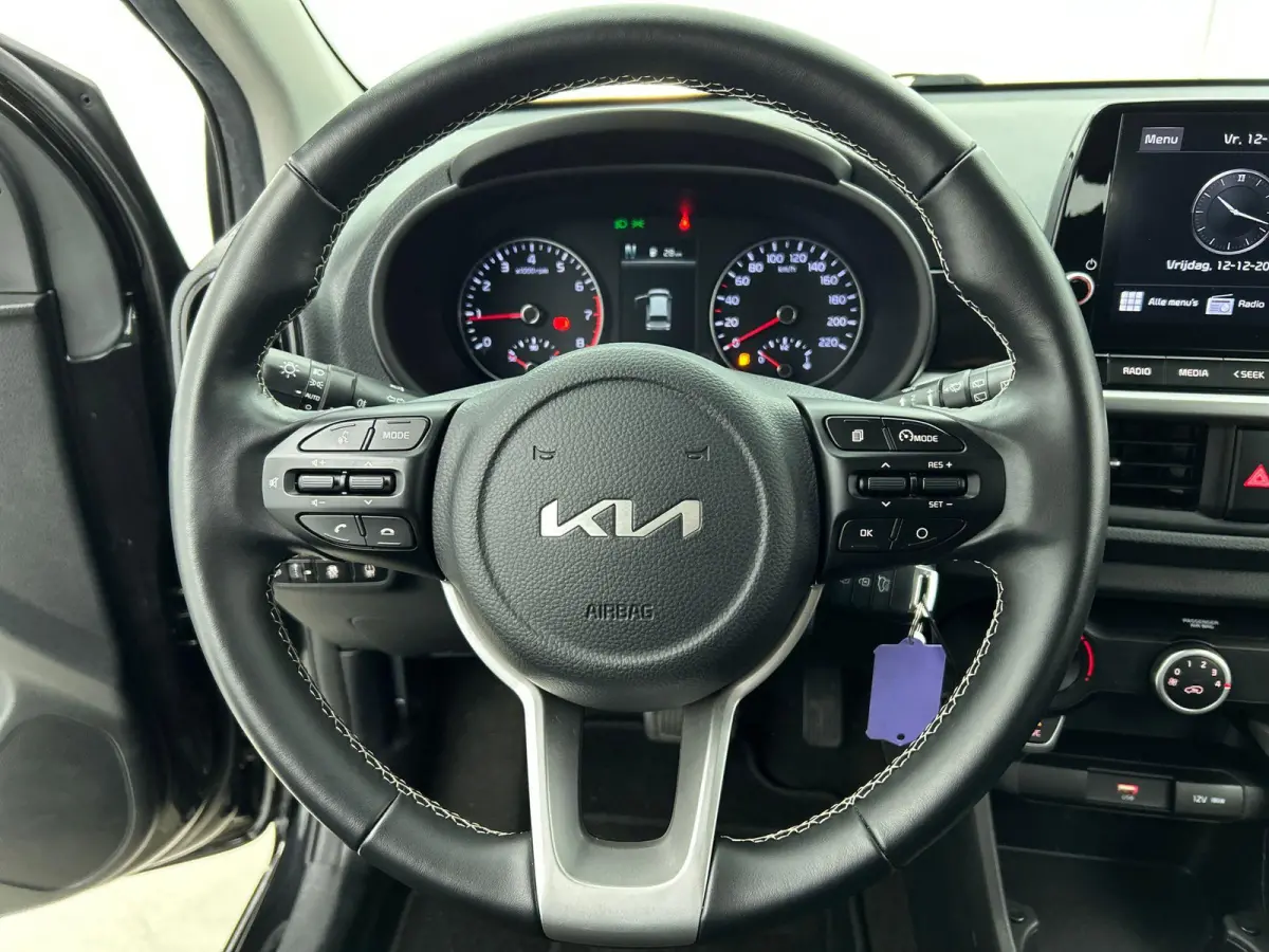 1.0 DPi DynamicLine Automaat Navigatie Apple Carplay/Android Auto Camera Airco DAB Lichtmetalen velgen Bluetooth