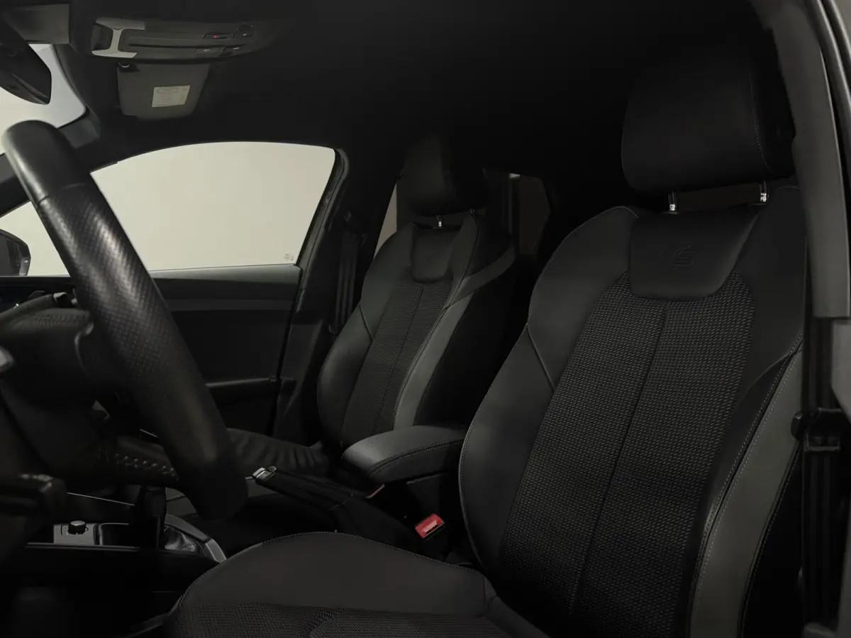 30 TFSI | 3x S-Line | CarPlay | Led | PDC