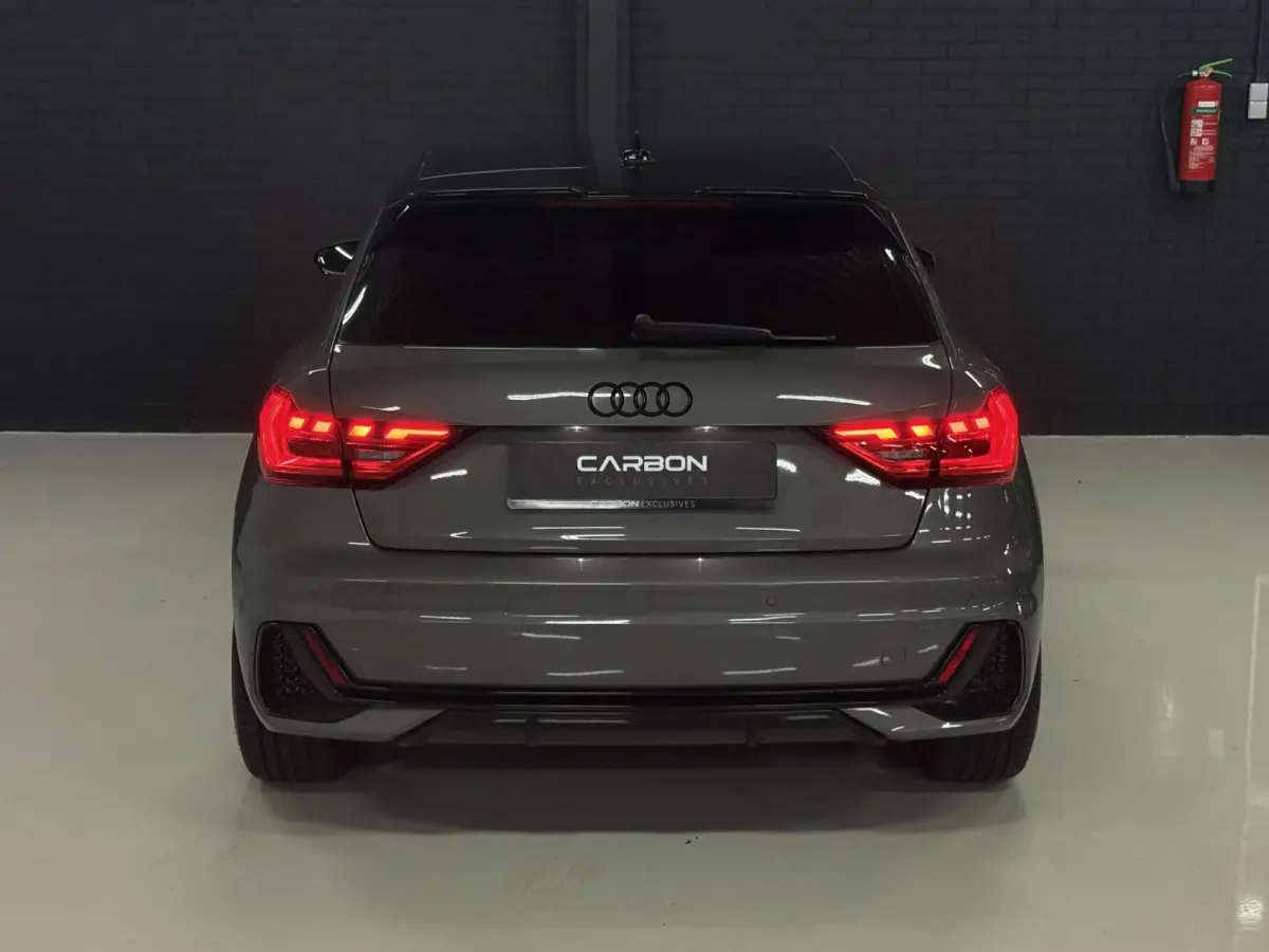 30 TFSI | 3x S-Line | CarPlay | Led | PDC