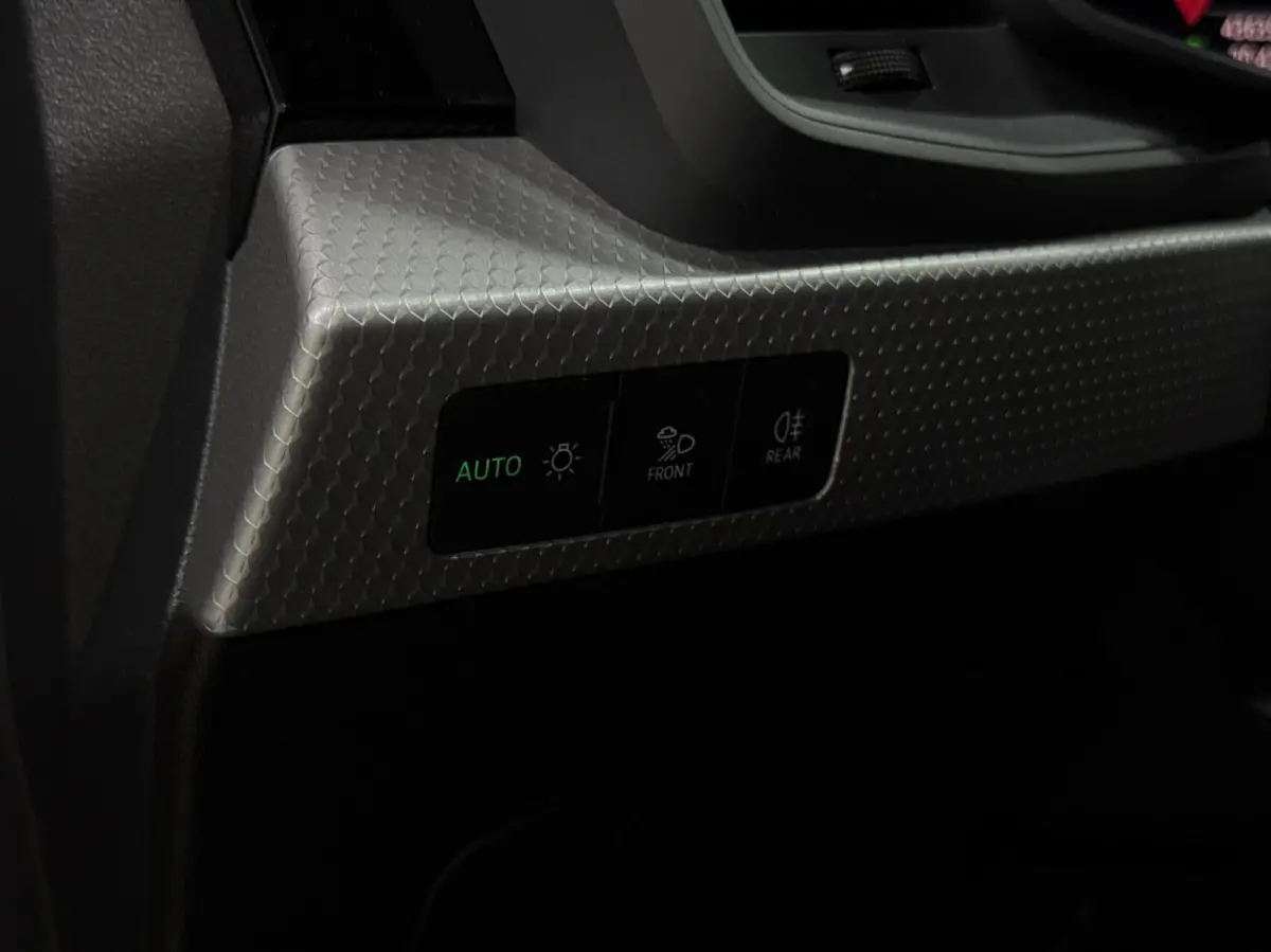 30 TFSI | 3x S-Line | CarPlay | Led | PDC