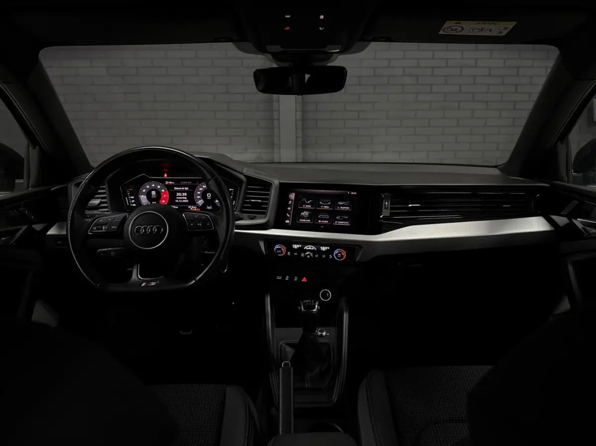 30 TFSI | 3x S-Line | CarPlay | Led | PDC