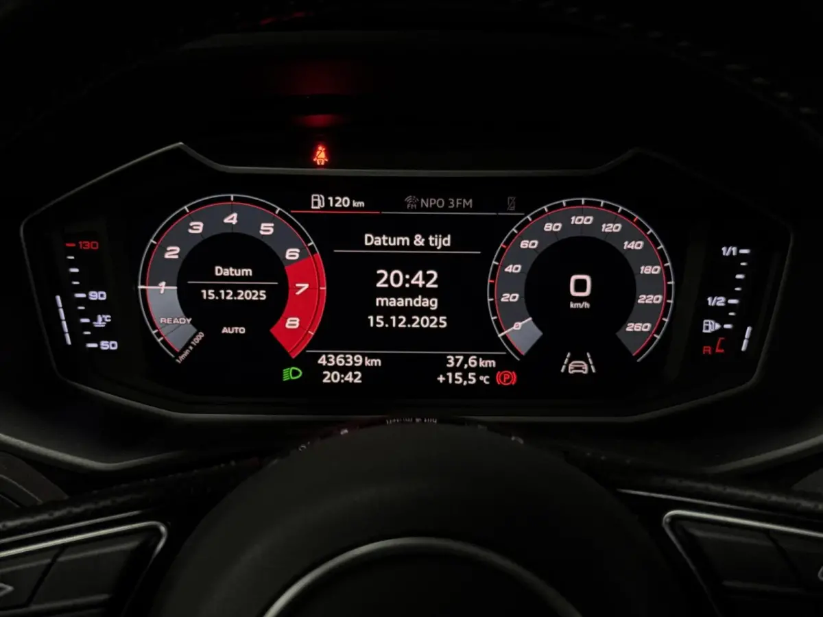 30 TFSI | 3x S-Line | CarPlay | Led | PDC