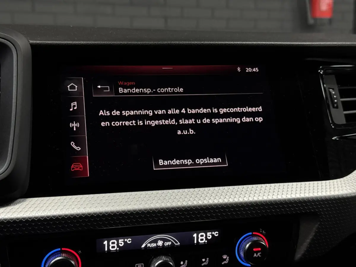 30 TFSI | 3x S-Line | CarPlay | Led | PDC