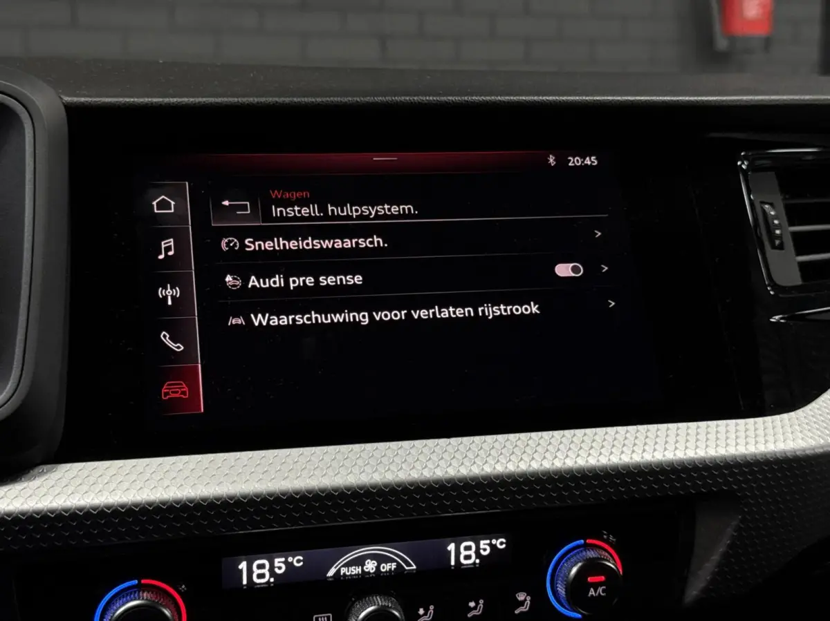 30 TFSI | 3x S-Line | CarPlay | Led | PDC