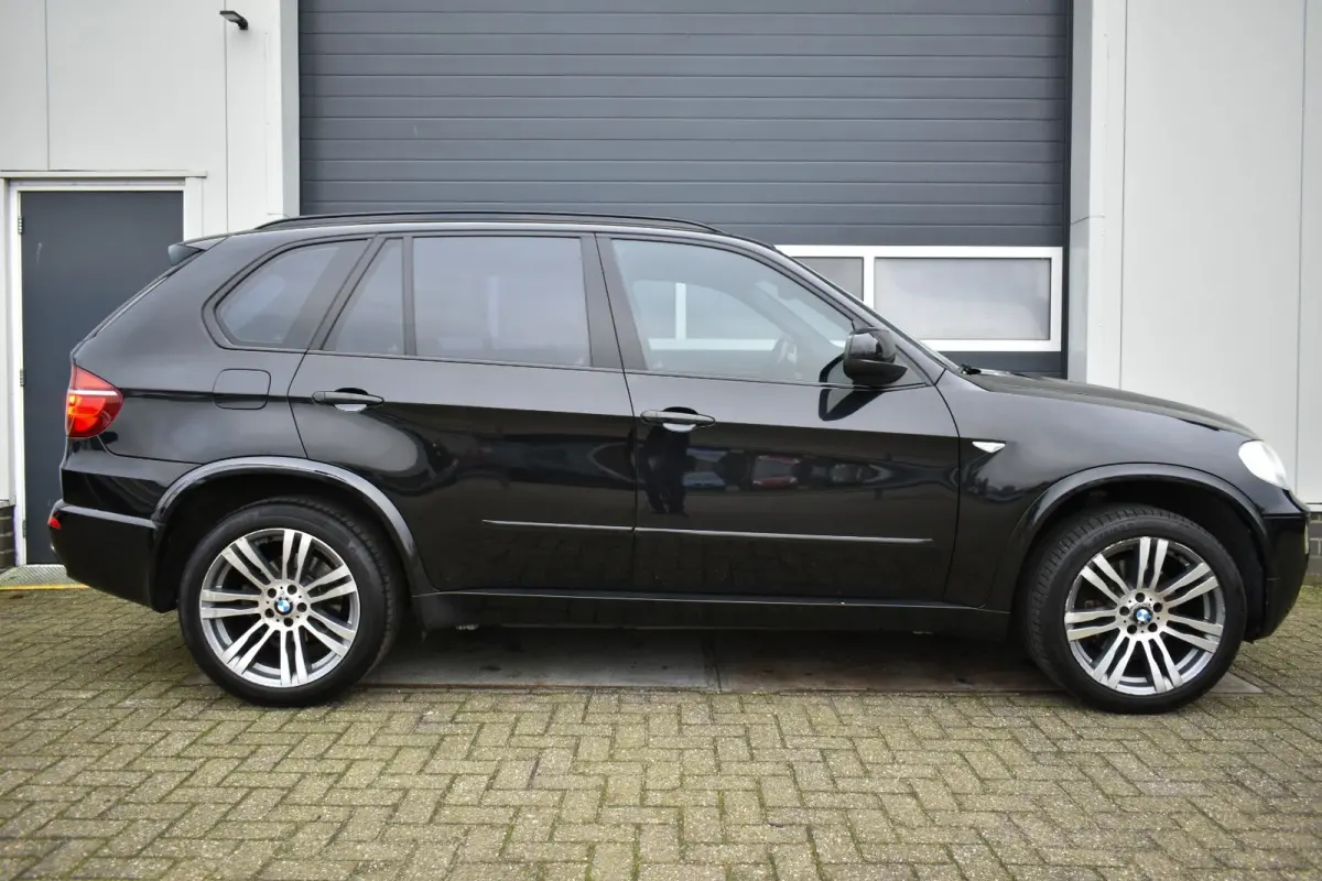 XDrive35i High Executive M Sport