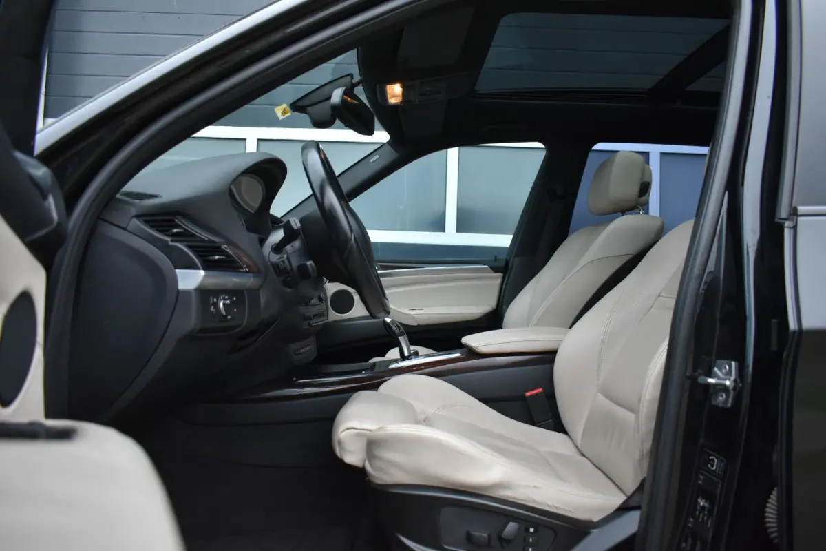 XDrive35i High Executive M Sport