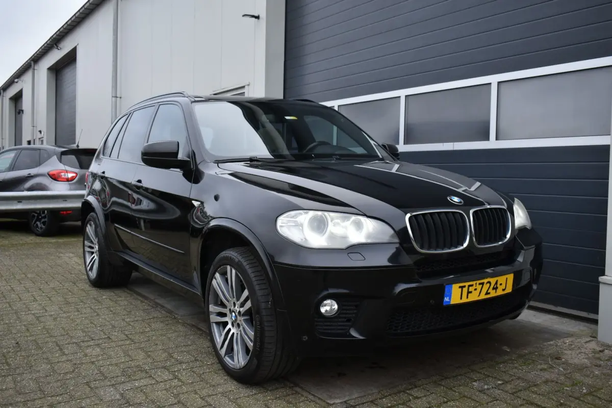 XDrive35i High Executive M Sport