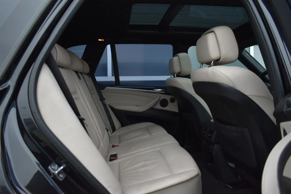 XDrive35i High Executive M Sport