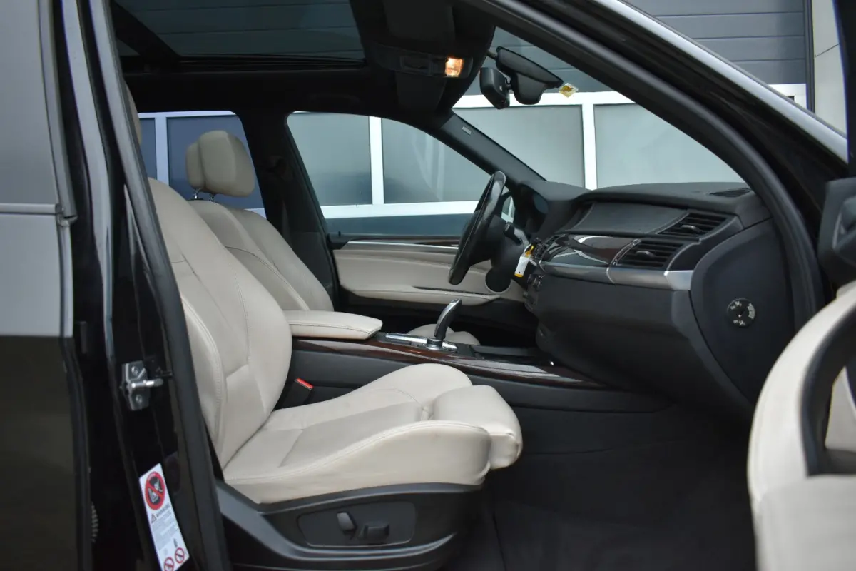 XDrive35i High Executive M Sport