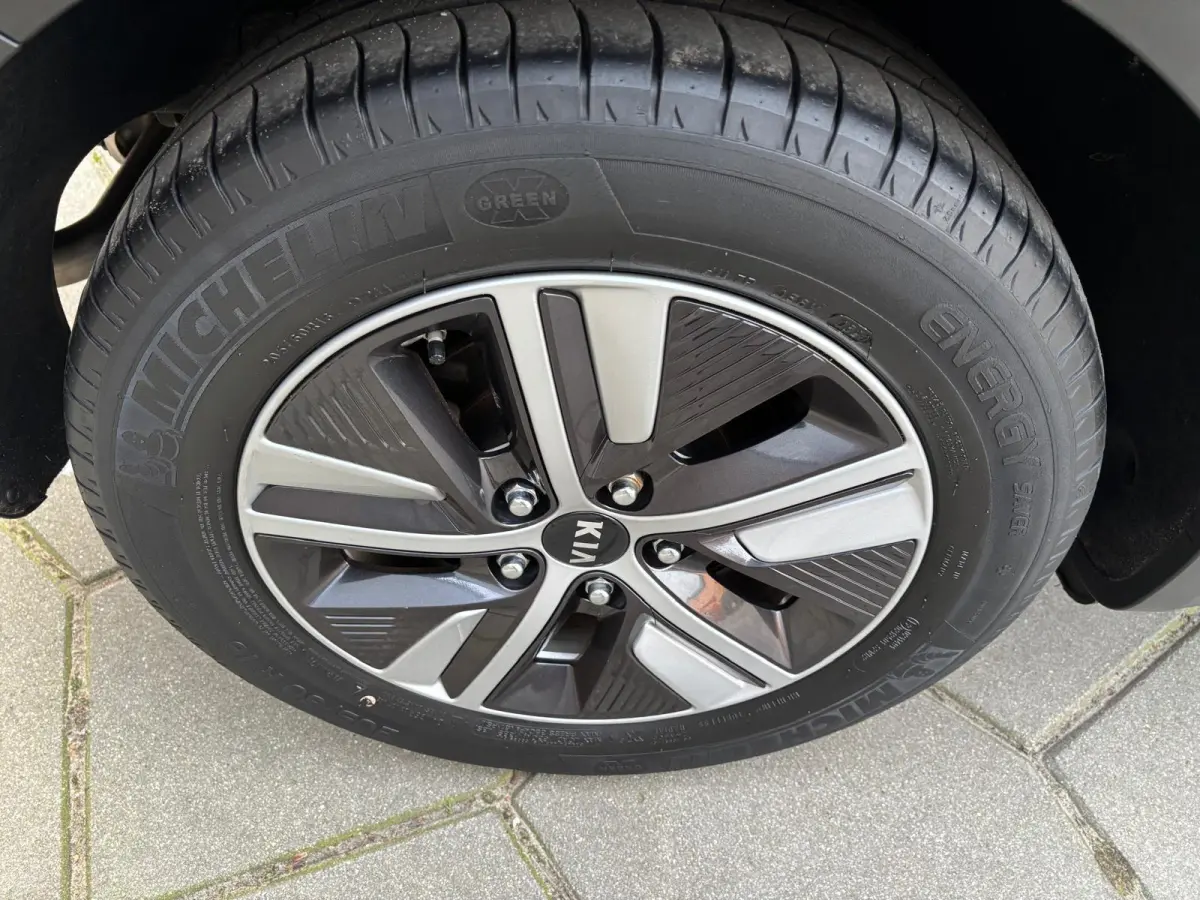 1.6 GDi Hybrid DynamicLine