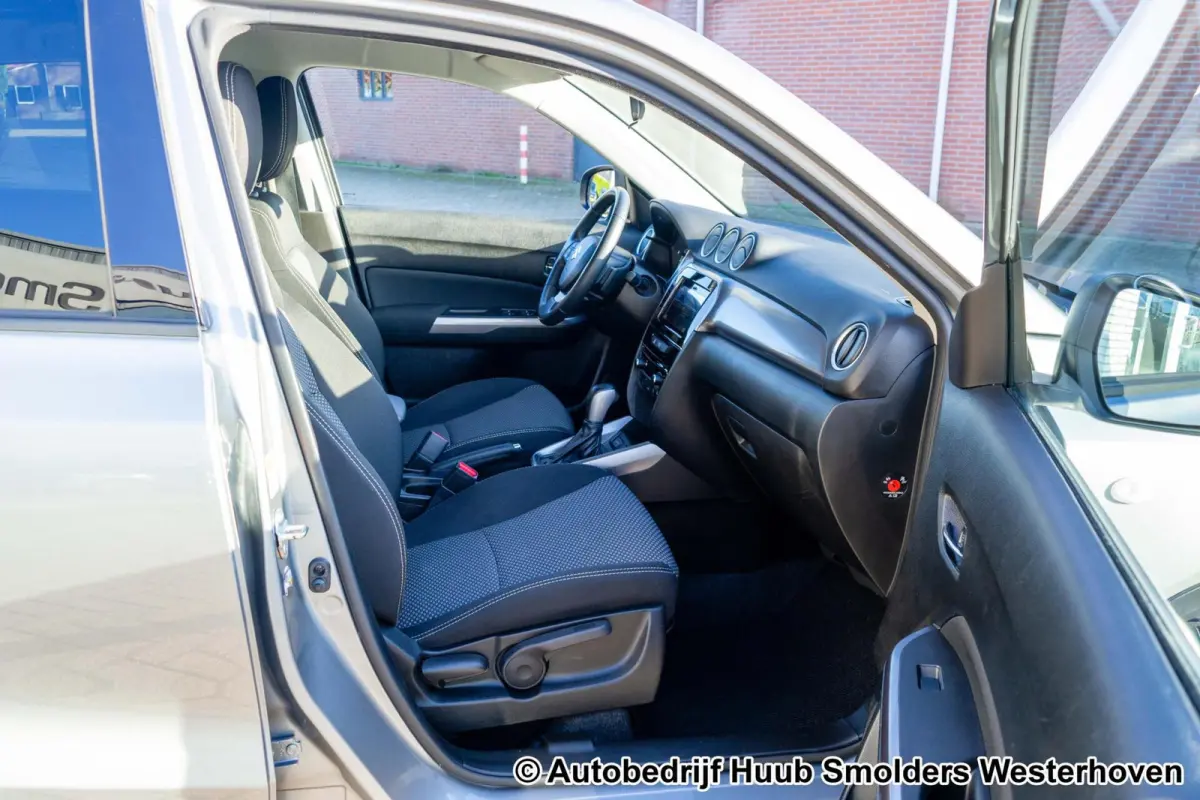1.4 Boosterjet Select Smart Hybrid