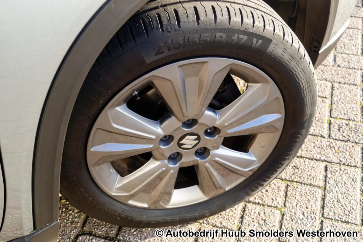 1.4 Boosterjet Select Smart Hybrid