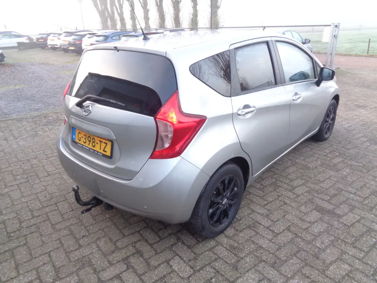 1.2 DIG-S Connect Edition navigatie, climate controle,trekhaak, keyless
