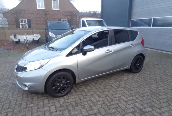 1.2 DIG-S Connect Edition navigatie, climate controle,trekhaak, keyless