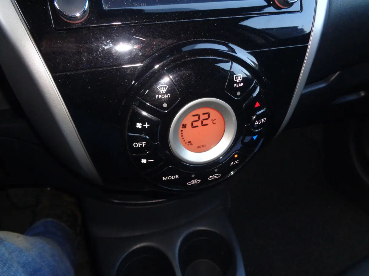 1.2 DIG-S Connect Edition navigatie, climate controle,trekhaak, keyless