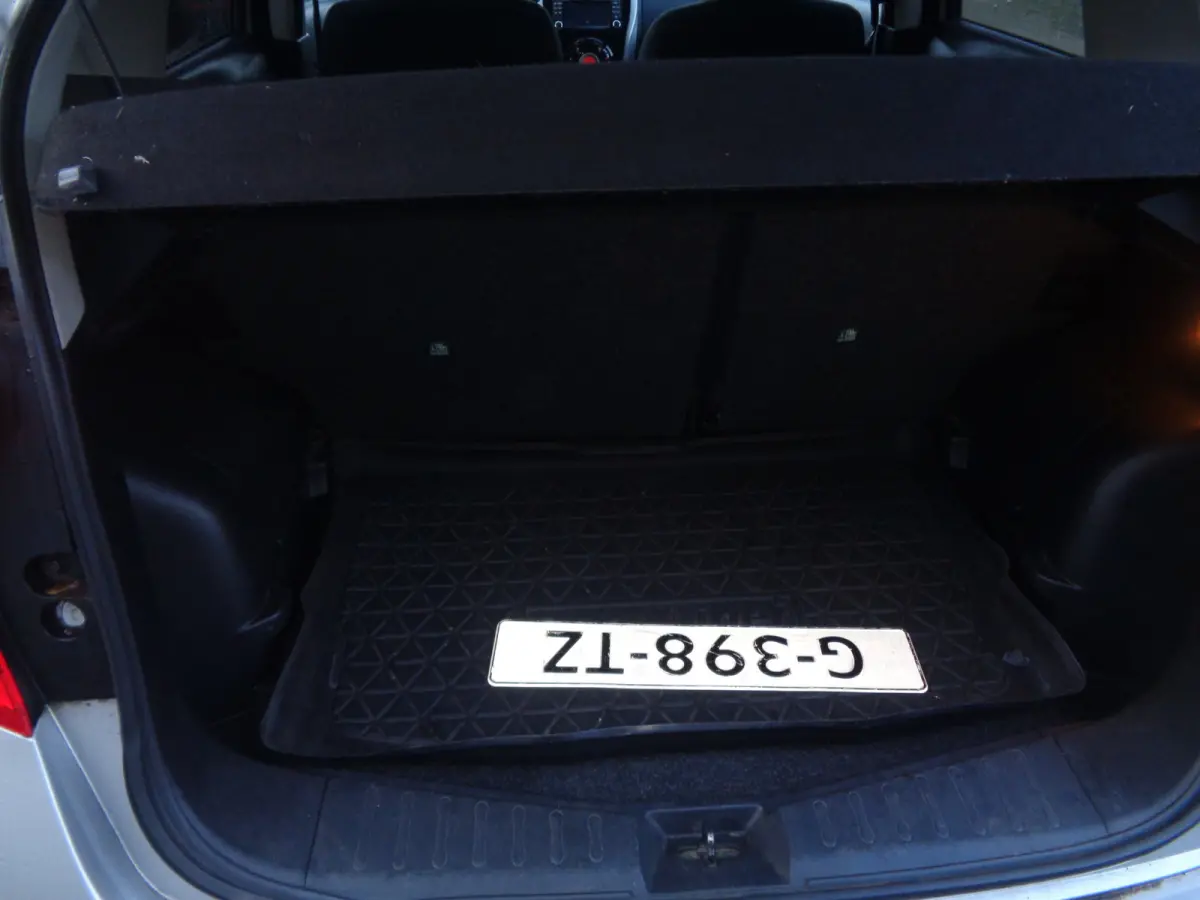 1.2 DIG-S Connect Edition navigatie, climate controle,trekhaak, keyless