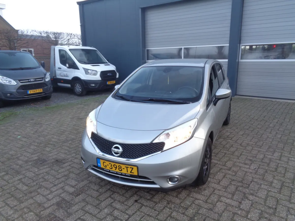 1.2 DIG-S Connect Edition navigatie, climate controle,trekhaak, keyless