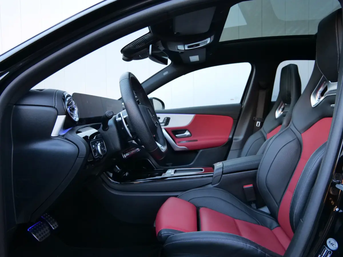 AMG 35 4MATIC 306 Pk Automaat Camera / DAB / Navigatie / Stoelverwarming