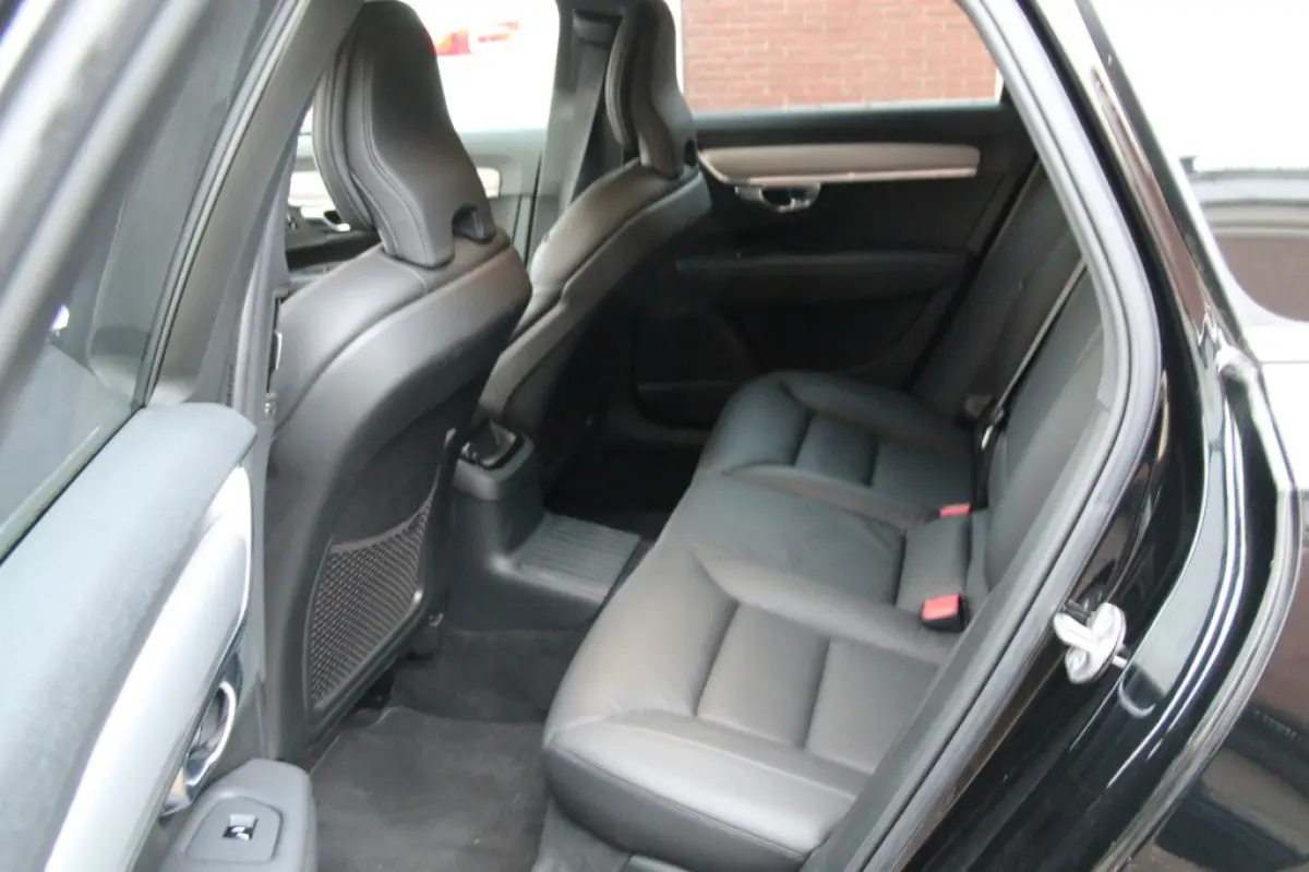 2.0 T8 AWD Inscription