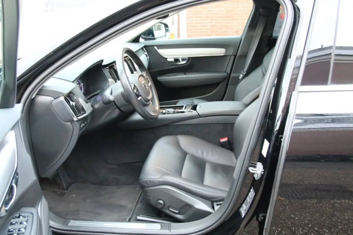 2.0 T8 AWD Inscription