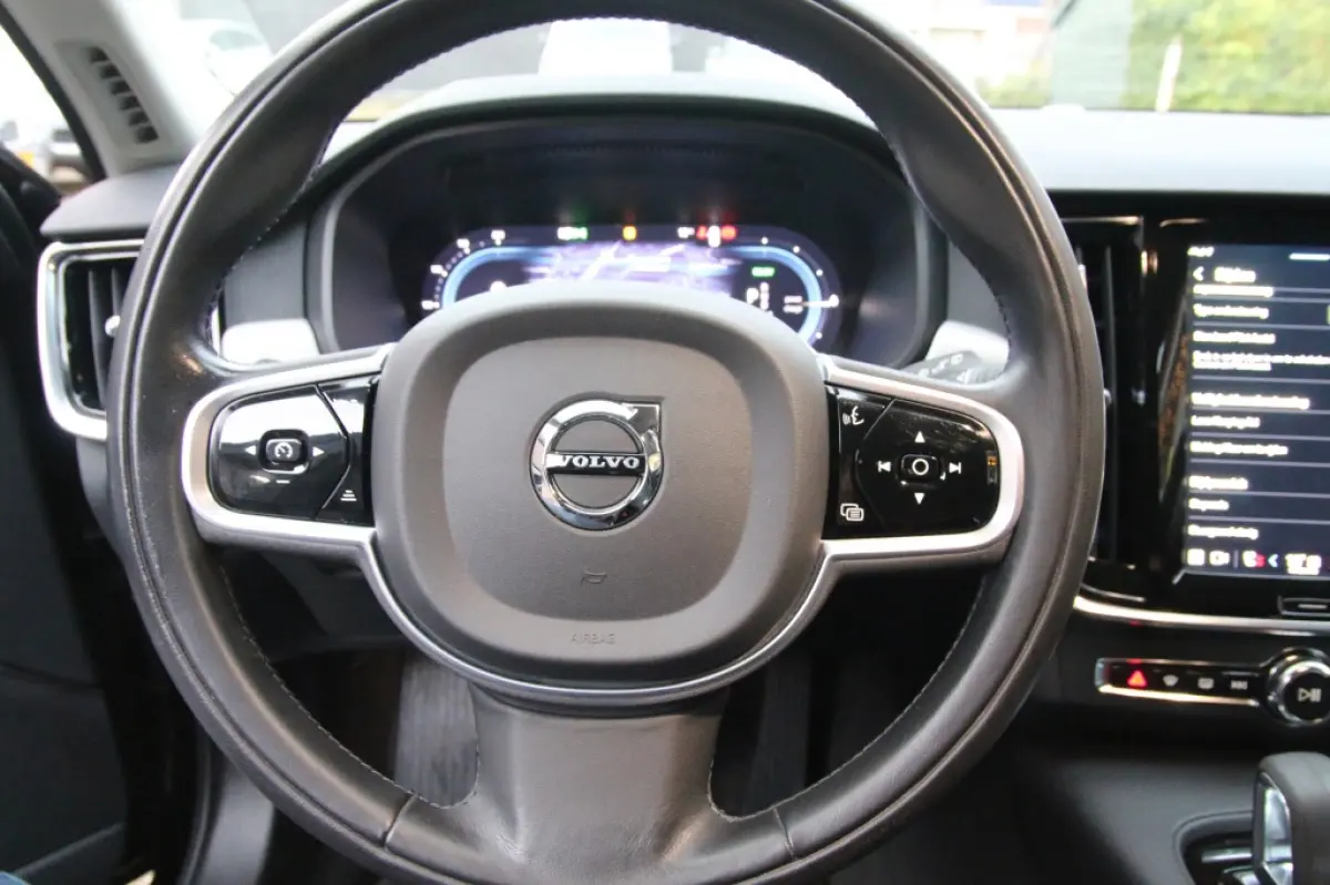 2.0 T8 AWD Inscription