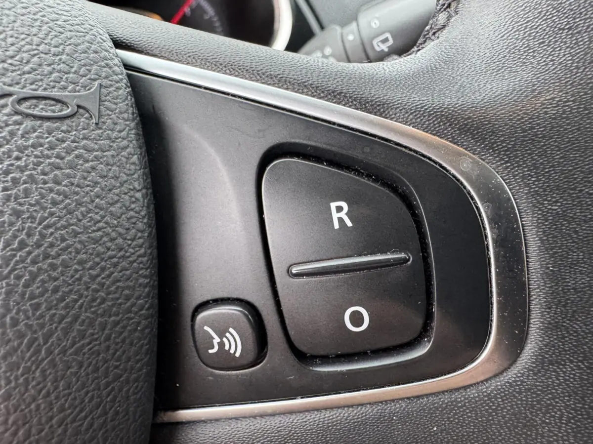 0.9 TCe Limited bose navi camera limited
