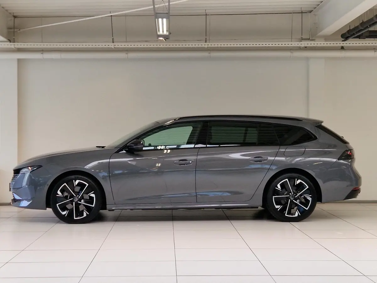 1.6 HYbrid 180 GT 7,4 kW boordlader | Alcantara | Navigatie | Stoelverwarming | Achteruitrijcamera | Adaptive Cruise Control | AGR stoelen