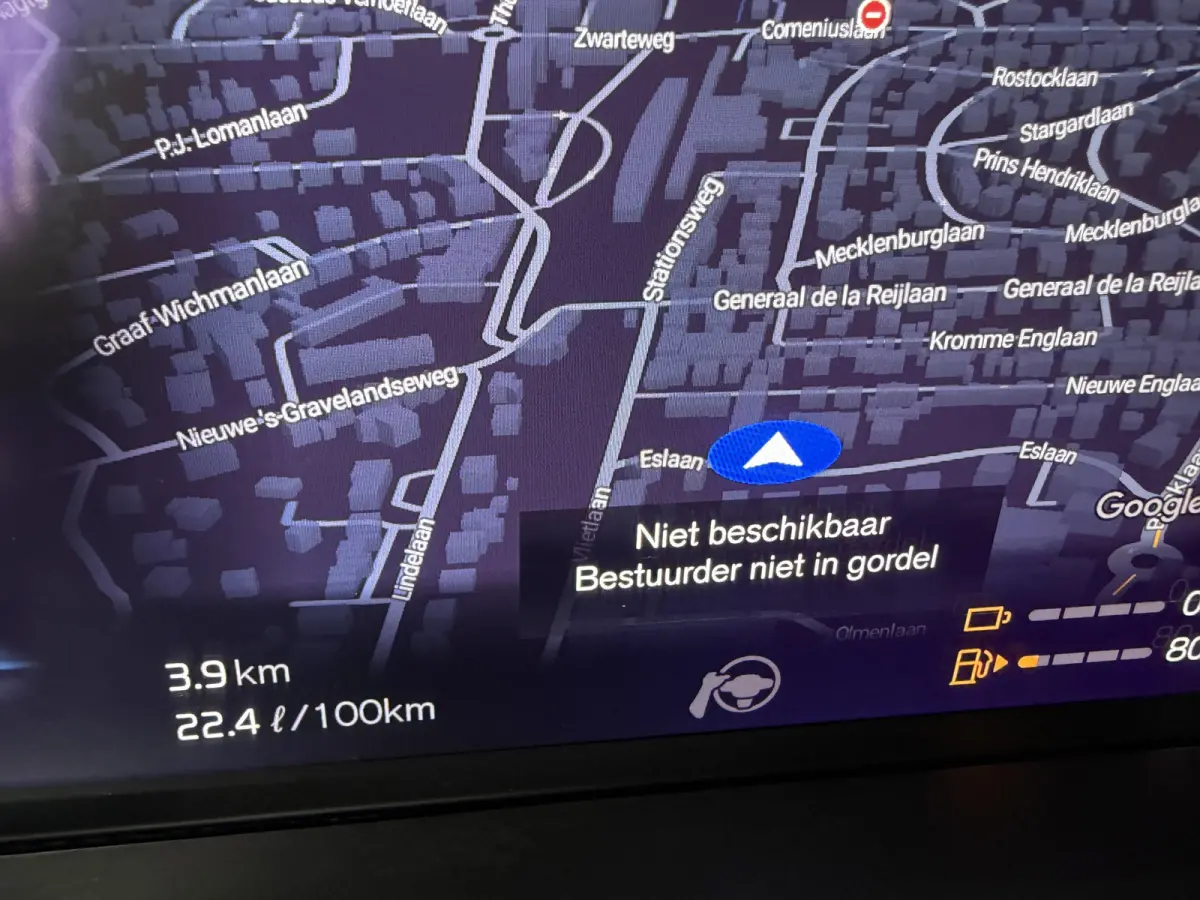 2.0 Recharge T6 AWD R-Design Facelift Luchtvering Panorama dak