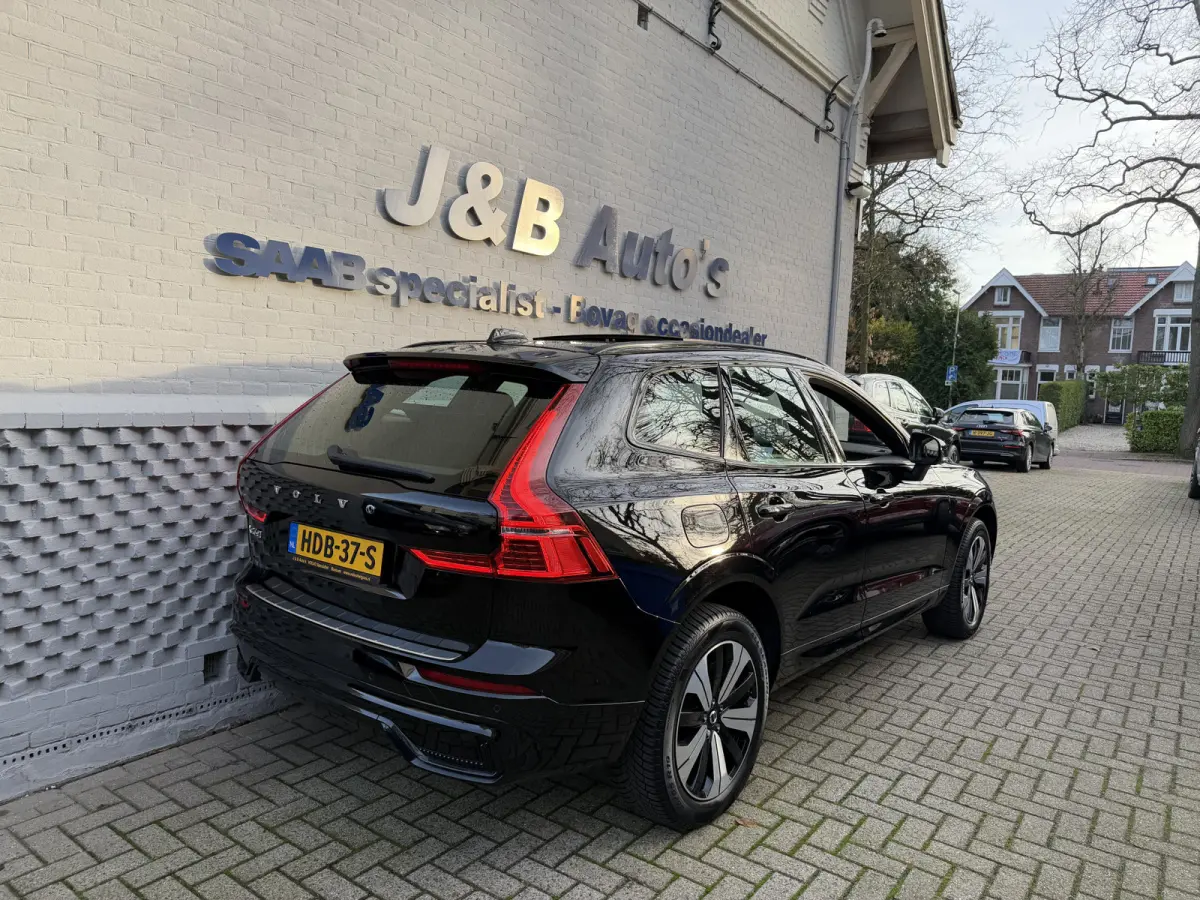 2.0 Recharge T6 AWD R-Design Facelift Luchtvering Panorama dak
