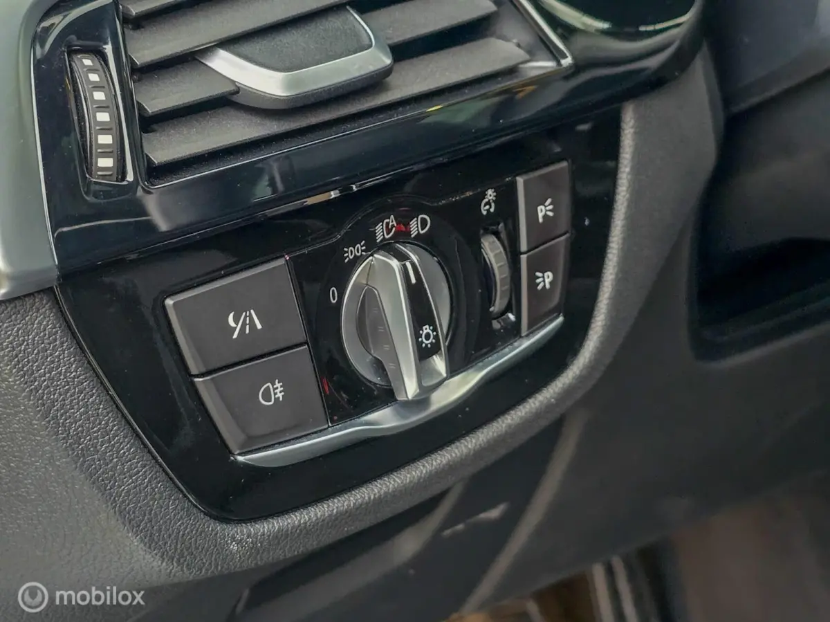 M550i xDrive NAP carbon Massage 360 camera