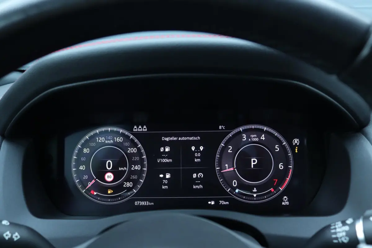 2.0 P250 HSE / Digitaal display / Carplay / Camera