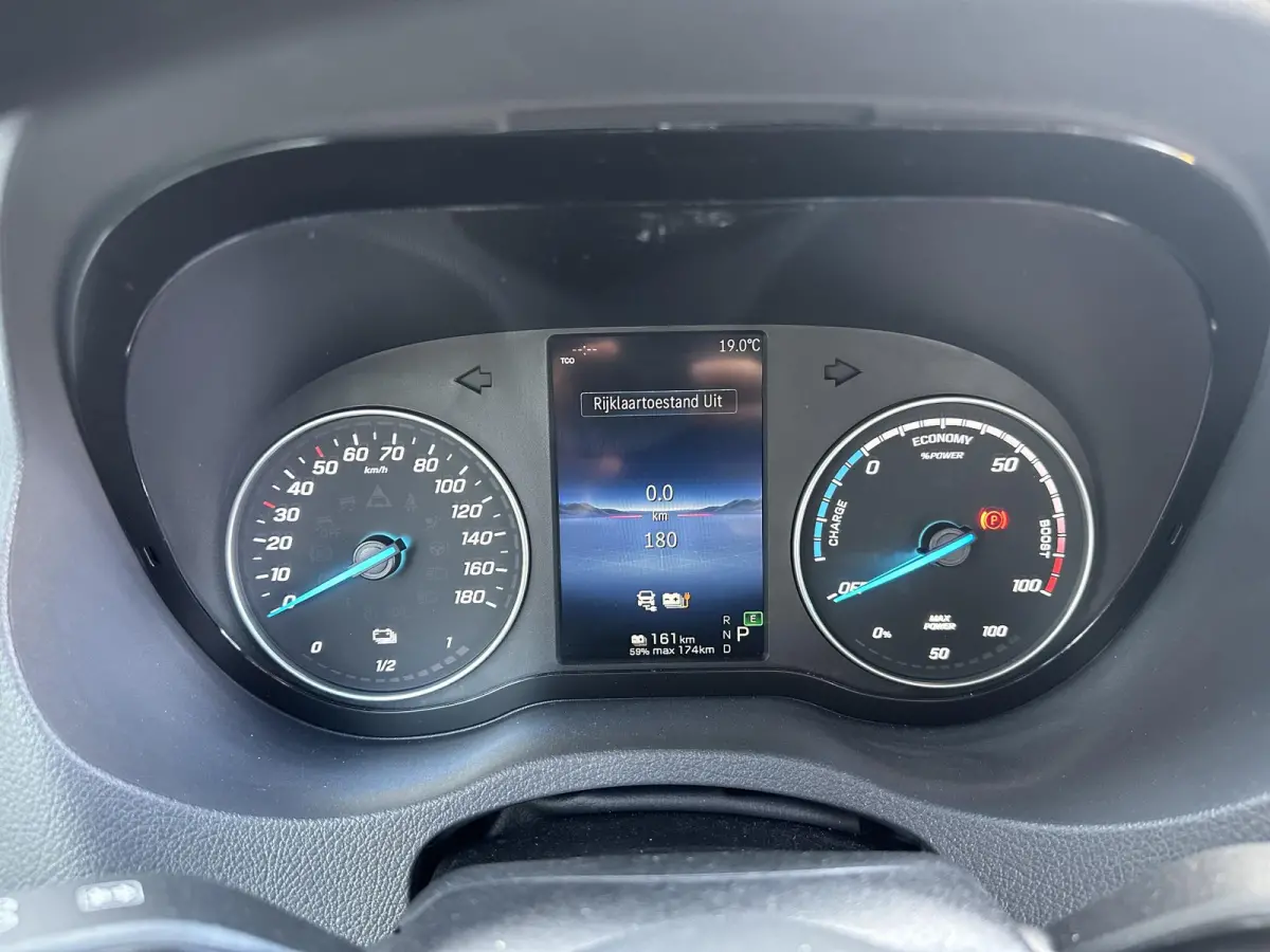 81kWh Geisoleerde Bakwagen 4250kg GVW 212km Actieradius