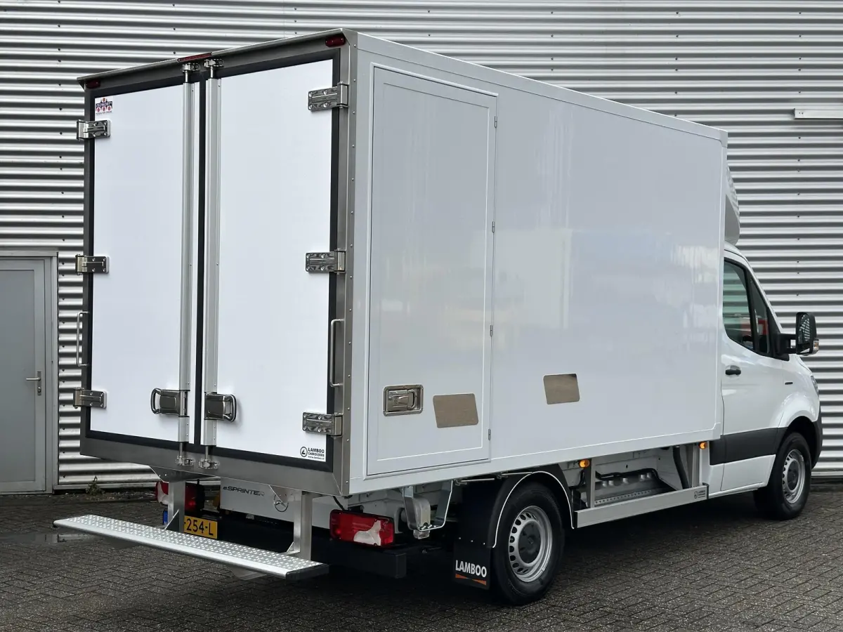 81kWh Geisoleerde Bakwagen 4250kg GVW 212km Actieradius