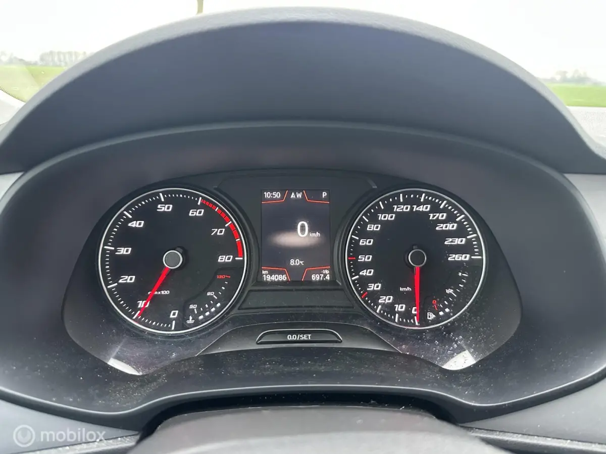 1.0 EcoTSI Style Automaat Navi Clima Cruise!