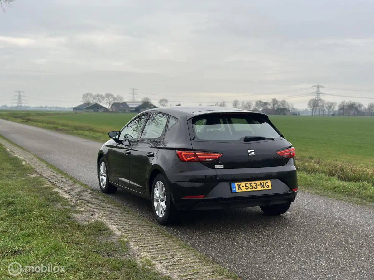 1.0 EcoTSI Style Automaat Navi Clima Cruise!