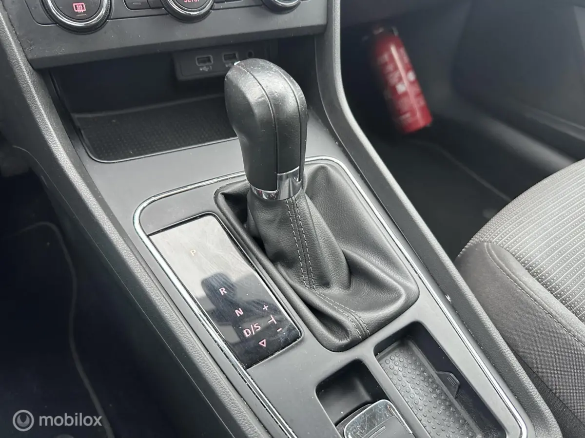 1.0 EcoTSI Style Automaat Navi Clima Cruise!
