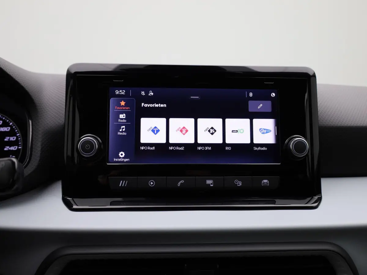 1.0 MPI Reference | Apple Carplay/Android Auto | Airco | Cruise Control |