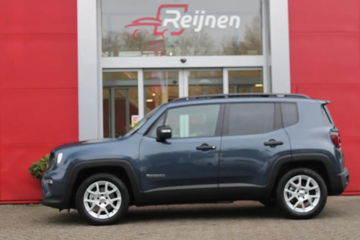 1.5T 140PK e-Hybrid | PANORAMISCH SCHUIF/KANTEL DAK | DRAADLOZE APPLE CARPLAY/ANDROID AUTO | FULL LED KOPLAMPEN | DODEHOEK DETECTIE | ADAPTIVE CRUISE CONTROL | LICHTMETALEN VELGEN 17" | ACHT