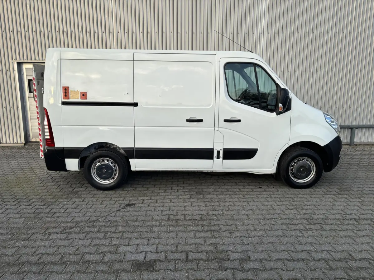2.3 CDTI L2H1*A/C*CRUISE*LAADKLEP*3PERS*TEL*2500KG